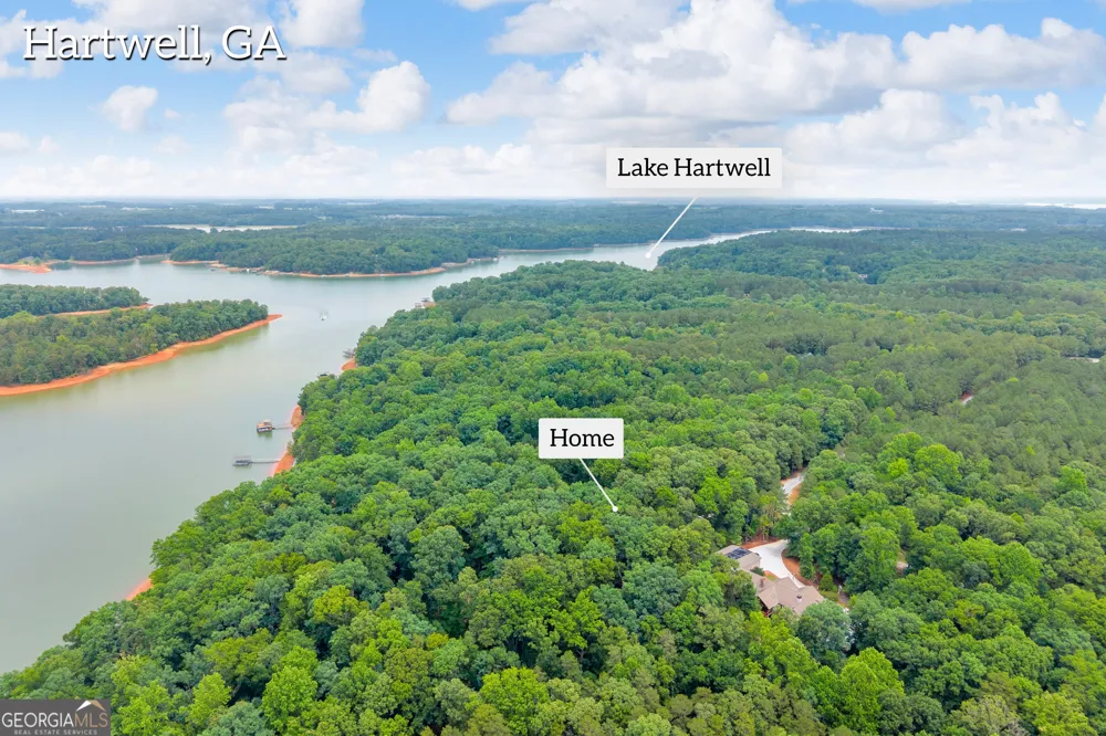 242 Pristine CV Hartwell, GA 30643