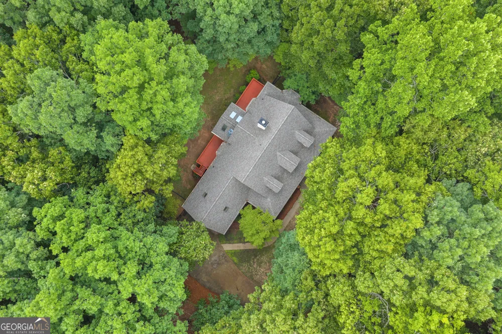 242 Pristine CV Hartwell, GA 30643
