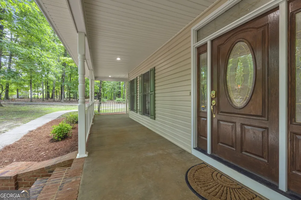 242 Pristine CV Hartwell, GA 30643