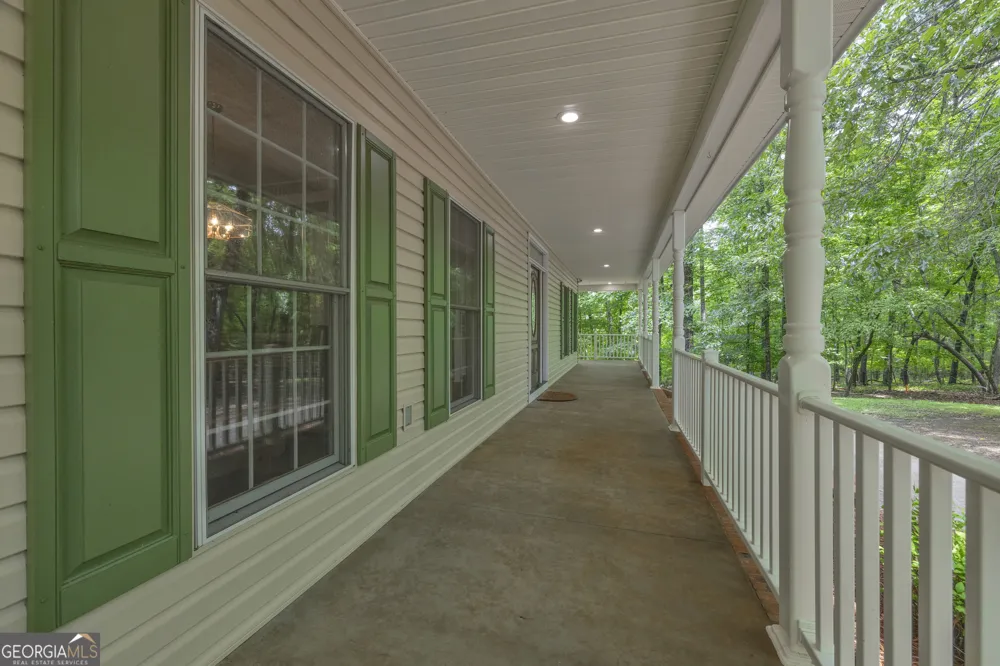 242 Pristine CV Hartwell, GA 30643