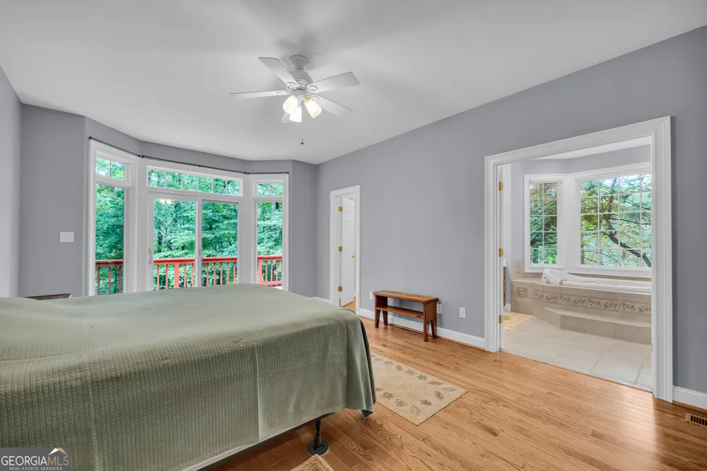242 Pristine CV Hartwell, GA 30643