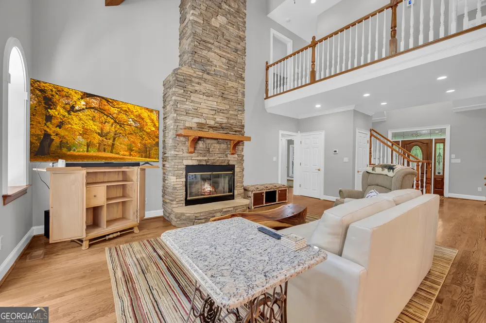 242 Pristine CV Hartwell, GA 30643