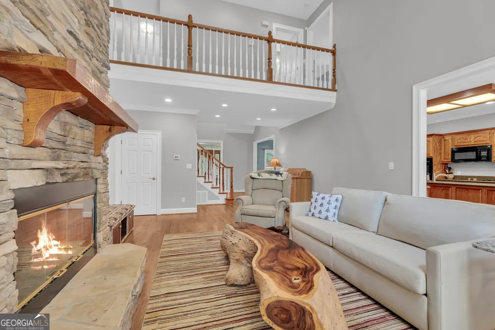 242 Pristine CV Hartwell, GA 30643
