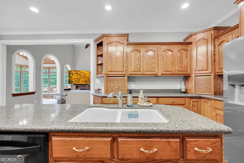 242 Pristine CV Hartwell, GA 30643