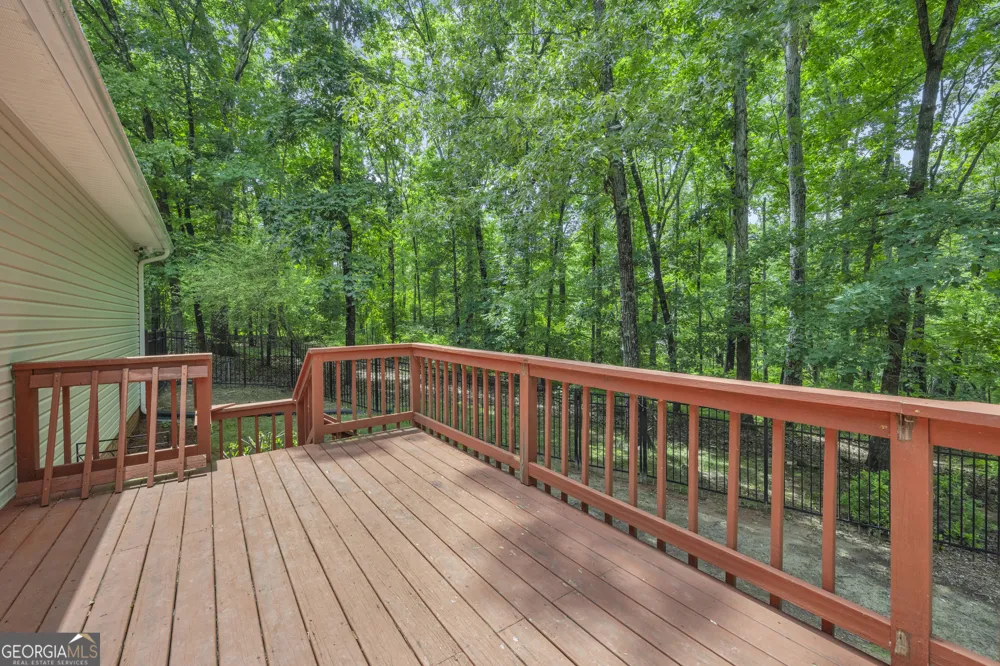 242 Pristine CV Hartwell, GA 30643
