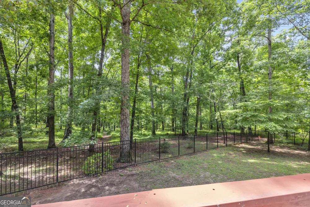 242 Pristine CV Hartwell, GA 30643