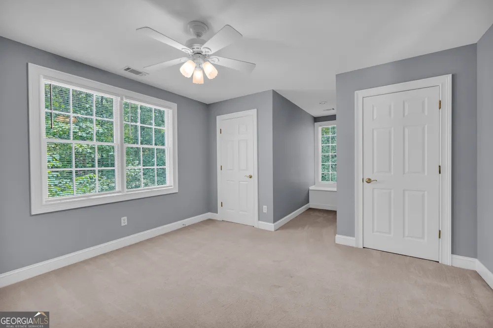 242 Pristine CV Hartwell, GA 30643