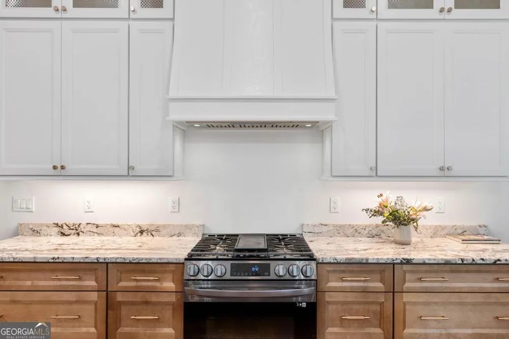 183 Lake Pointe RD Hartwell, GA 30643