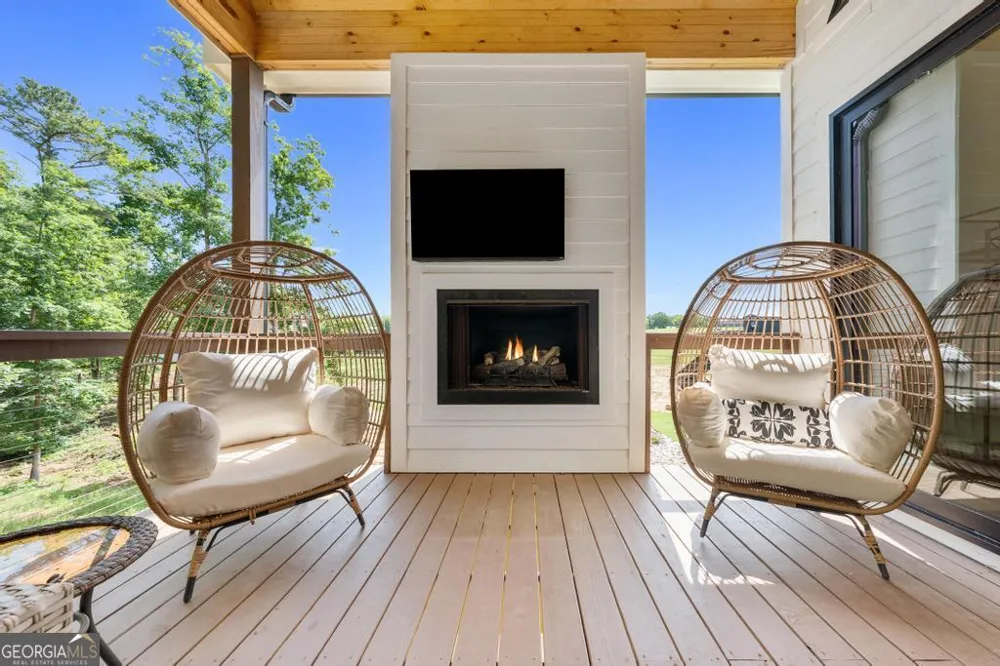 183 Lake Pointe RD Hartwell, GA 30643