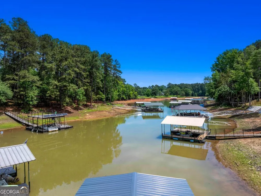 183 Lake Pointe RD Hartwell, GA 30643