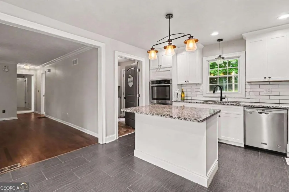 806 Valley Run DR Bremen, GA 30110