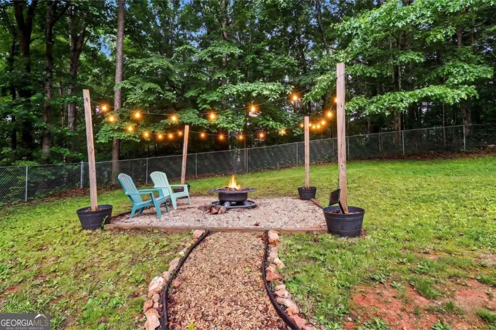806 Valley Run DR Bremen, GA 30110