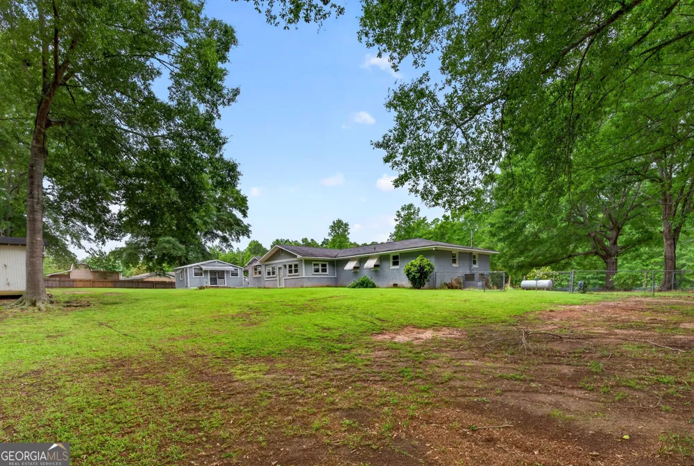 130 Forest LN Woodbury, GA 30293