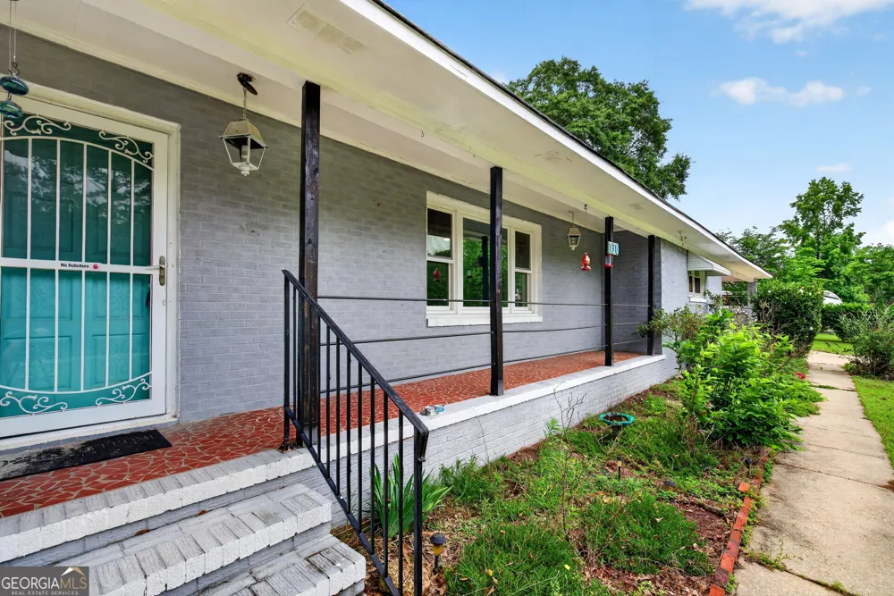130 Forest LN Woodbury, GA 30293