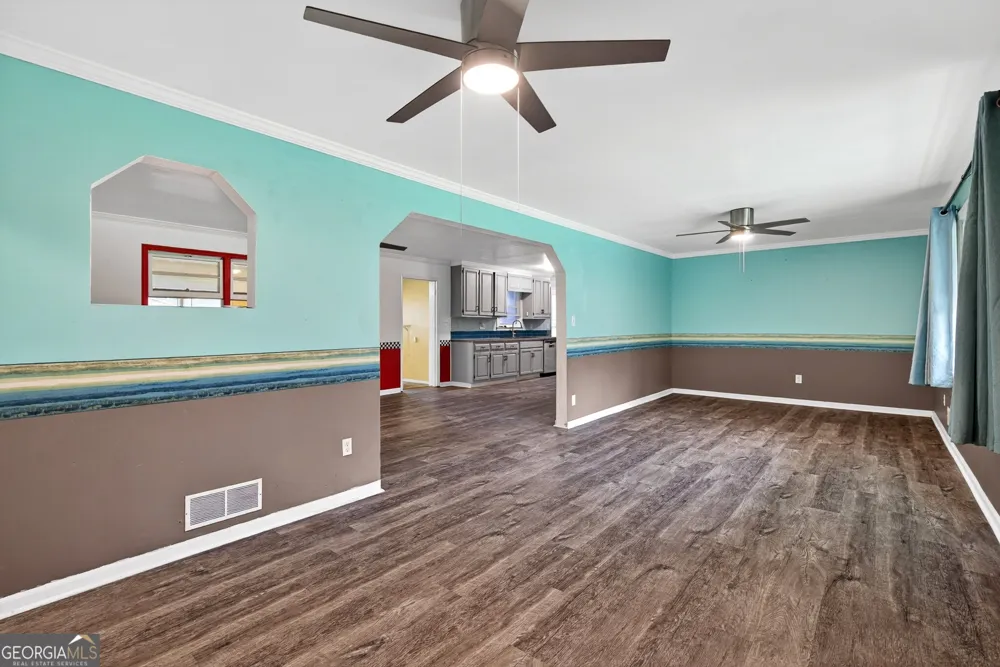 130 Forest LN Woodbury, GA 30293