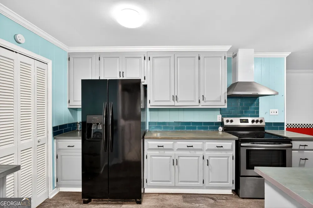 130 Forest LN Woodbury, GA 30293