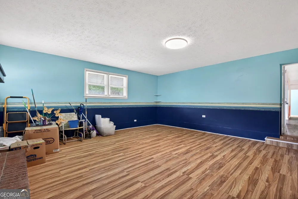 130 Forest LN Woodbury, GA 30293