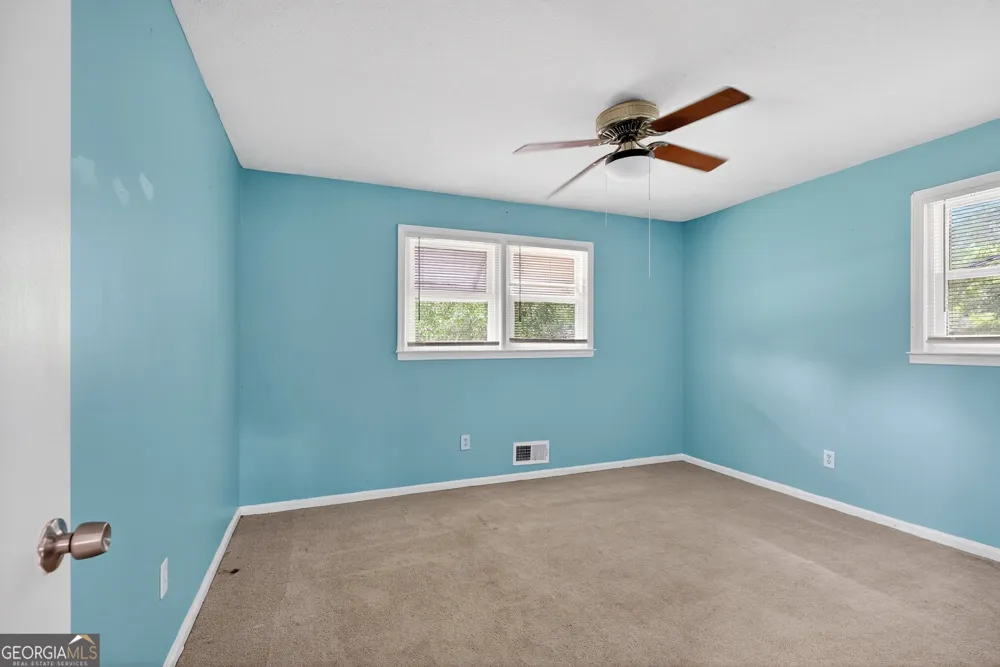 130 Forest LN Woodbury, GA 30293