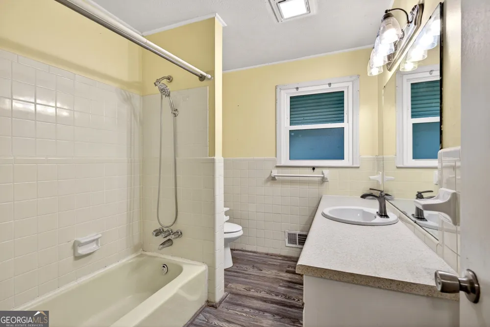 130 Forest LN Woodbury, GA 30293