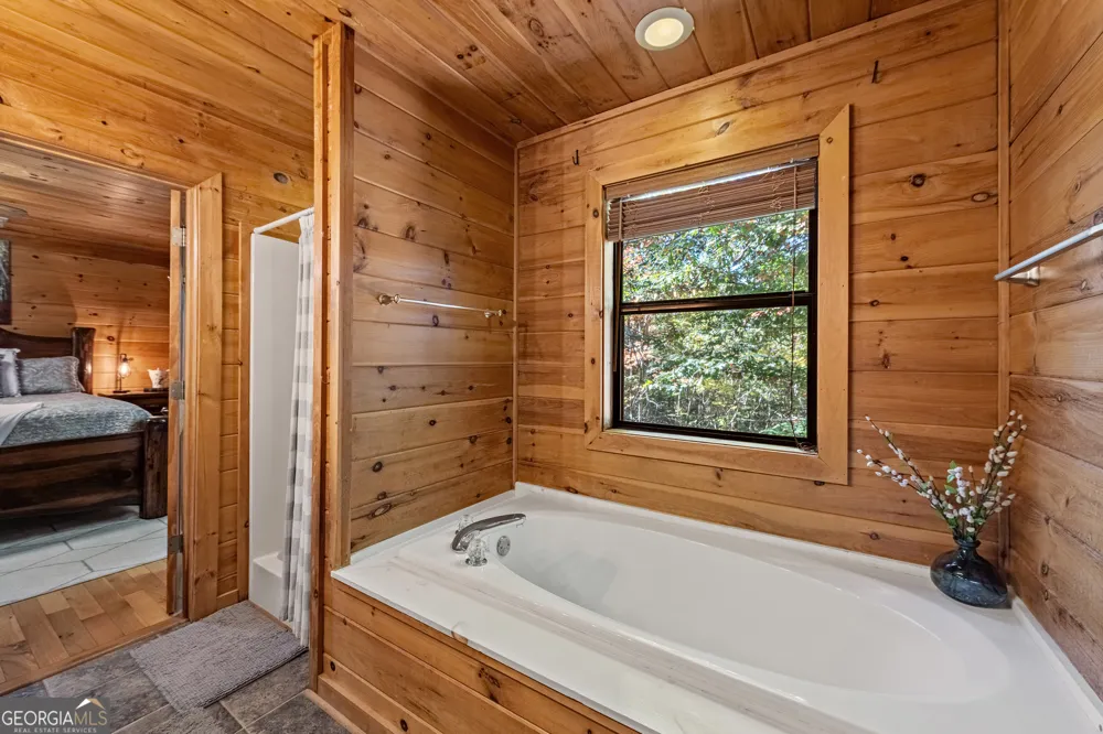196 Ethan Wilson WAY Morganton, GA 30560