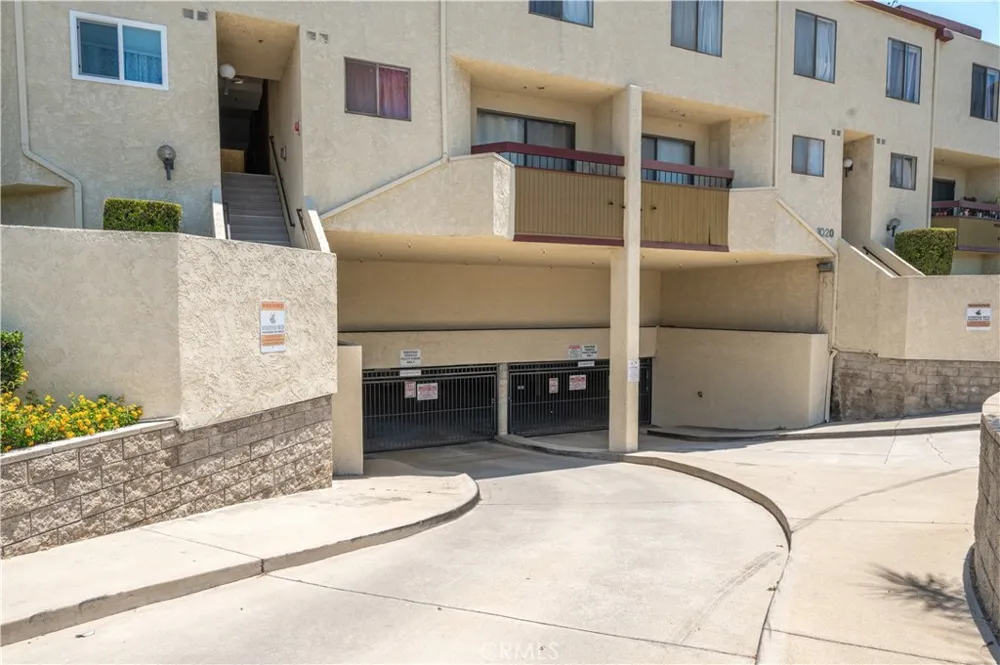 1022 S Marengo #5 Alhambra, CA 91803