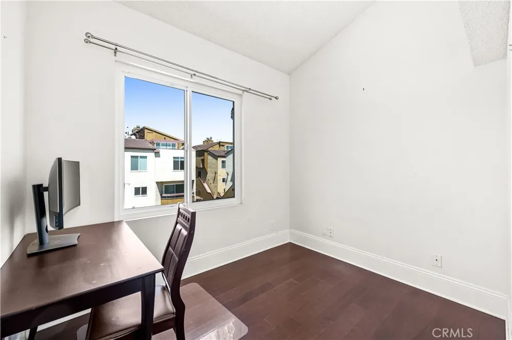 1022 S Marengo #5 Alhambra, CA 91803