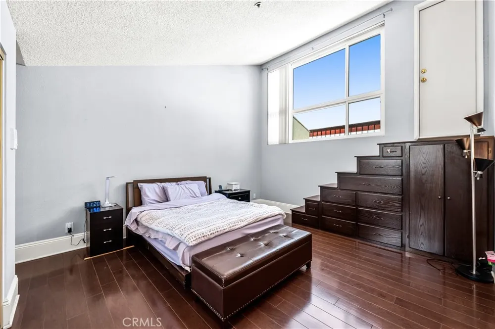 1022 S Marengo #5 Alhambra, CA 91803