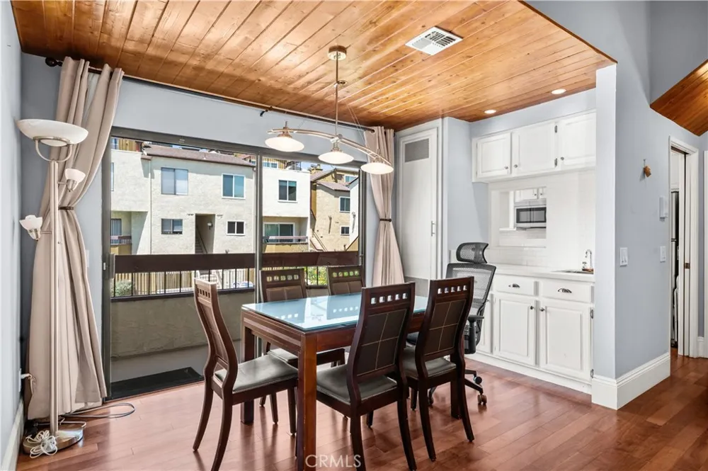 1022 S Marengo #5 Alhambra, CA 91803
