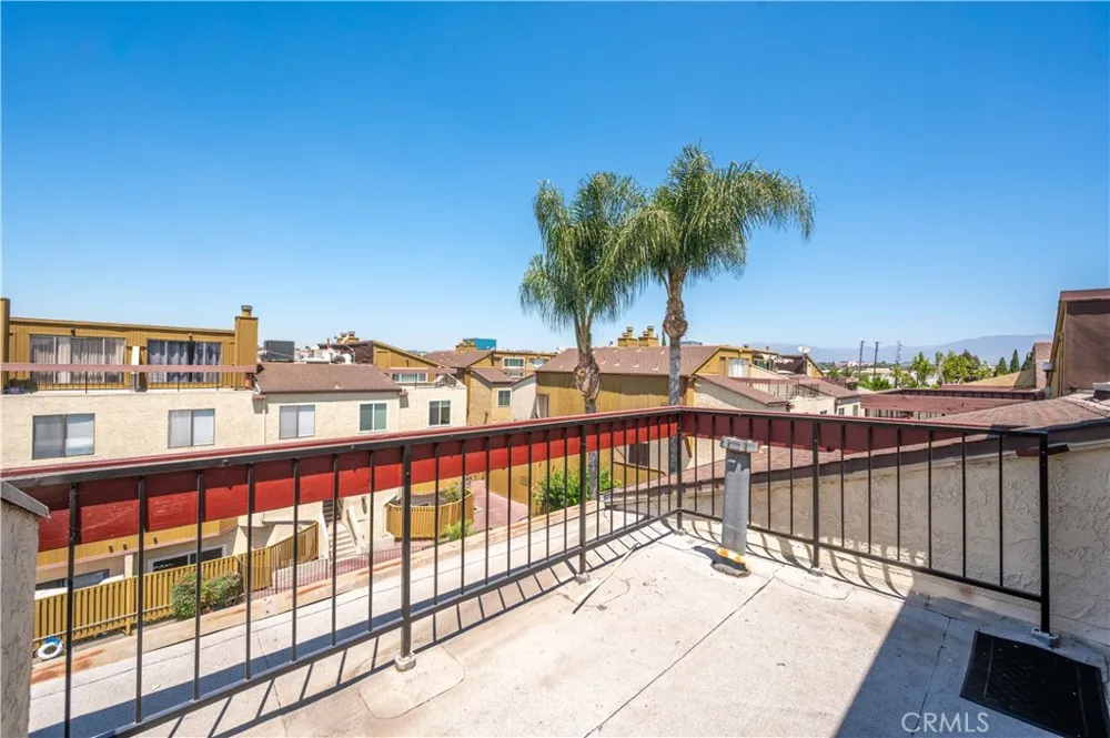 1022 S Marengo #5 Alhambra, CA 91803