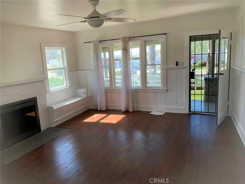 12201 Michigan Grand Terrace, CA 92313