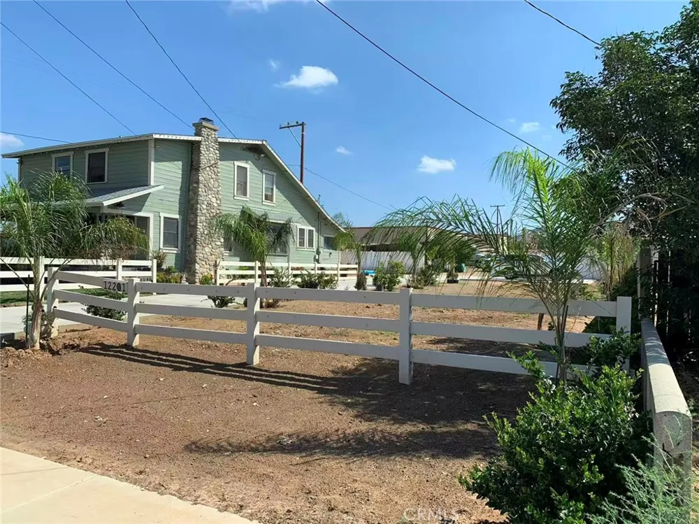 12201 Michigan Grand Terrace, CA 92313