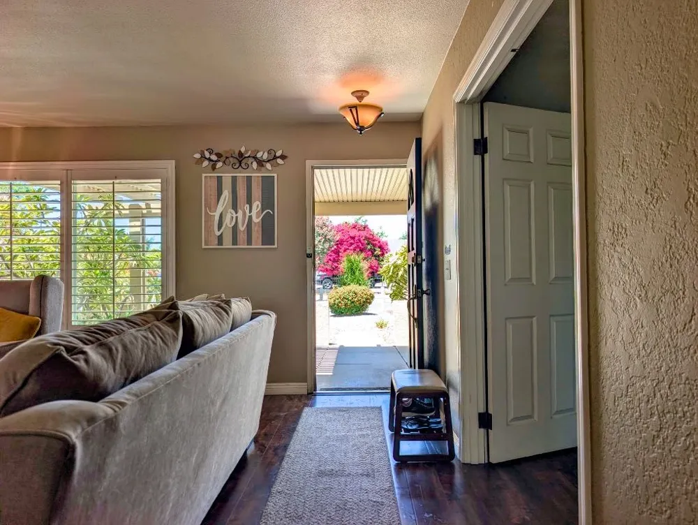 545 Mikalor San Bernardino, CA 92410