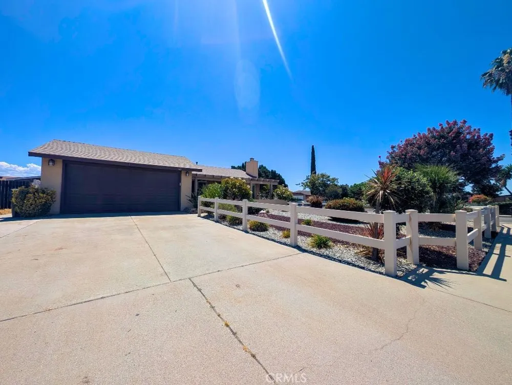 545 Mikalor San Bernardino, CA 92410