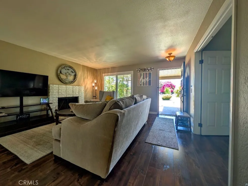 545 Mikalor San Bernardino, CA 92410