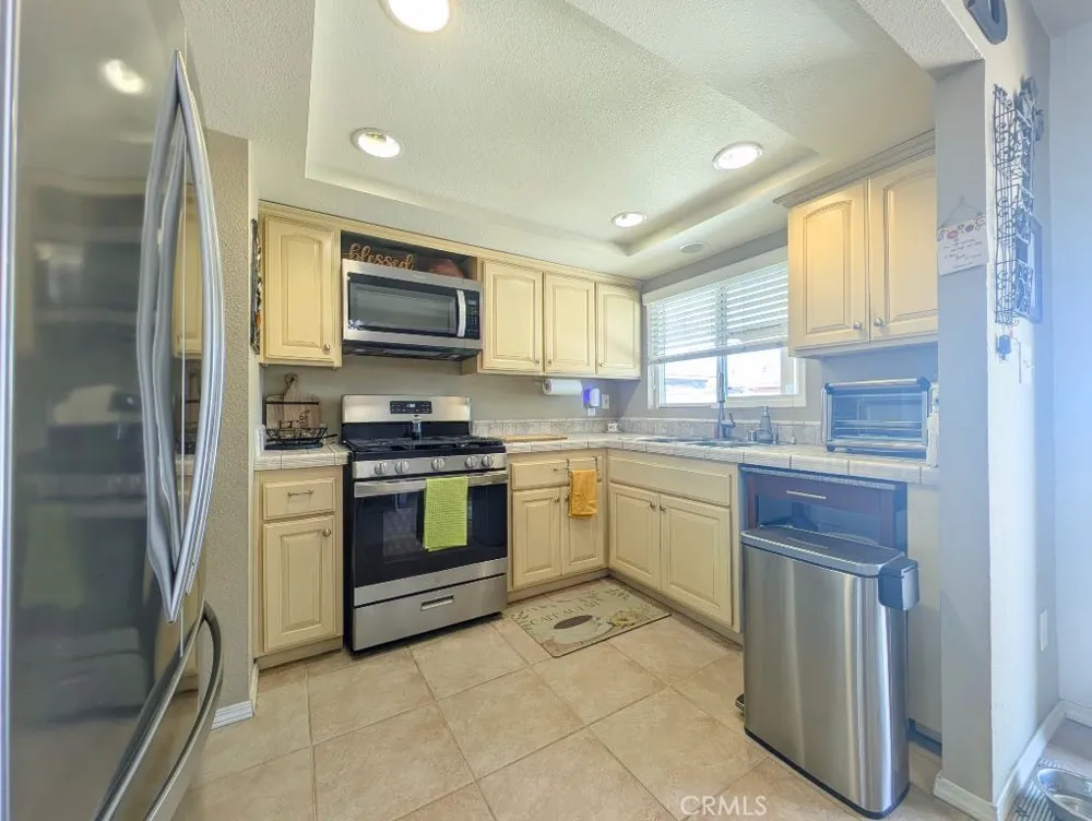545 Mikalor San Bernardino, CA 92410