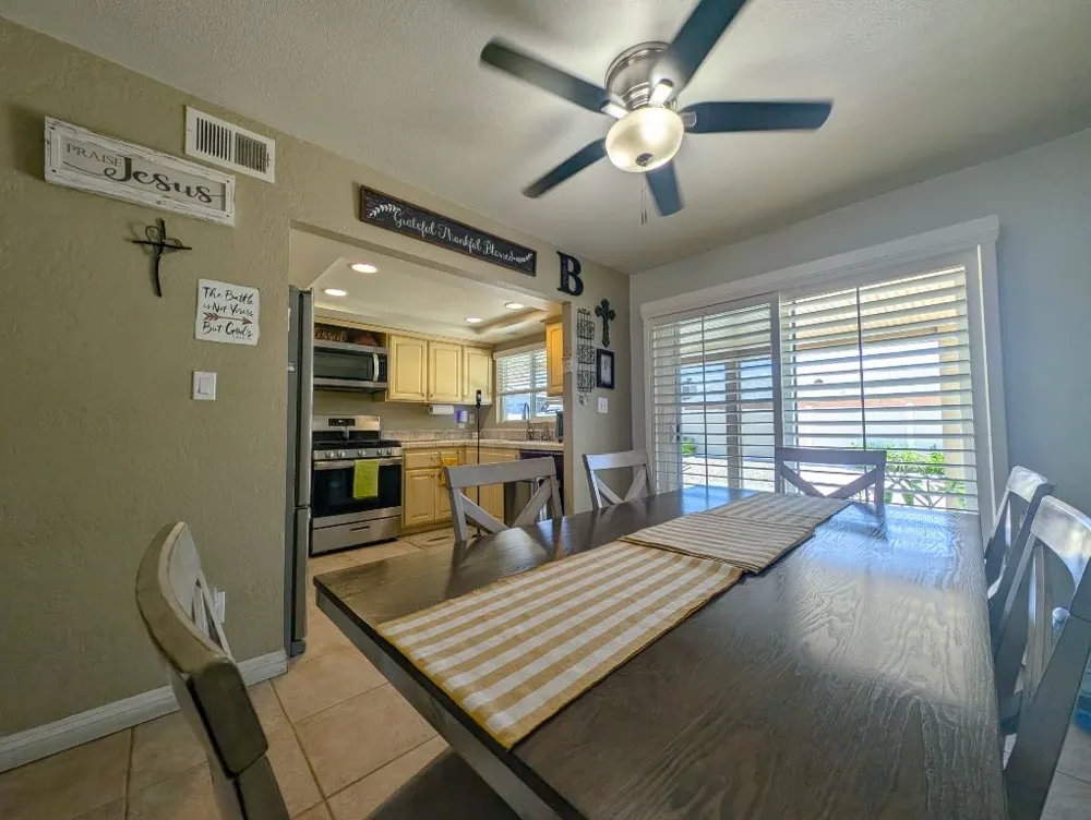 545 Mikalor San Bernardino, CA 92410