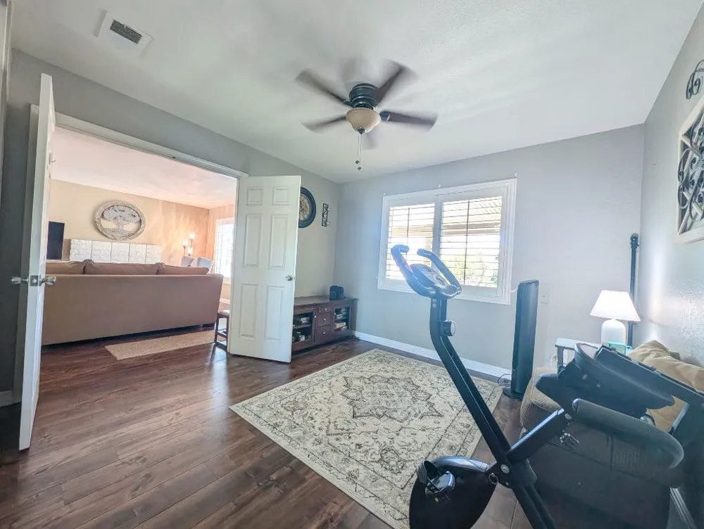 545 Mikalor San Bernardino, CA 92410