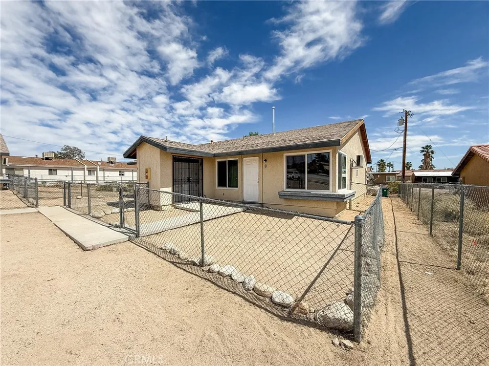 5839 Bagley 29 Palms, CA 92277