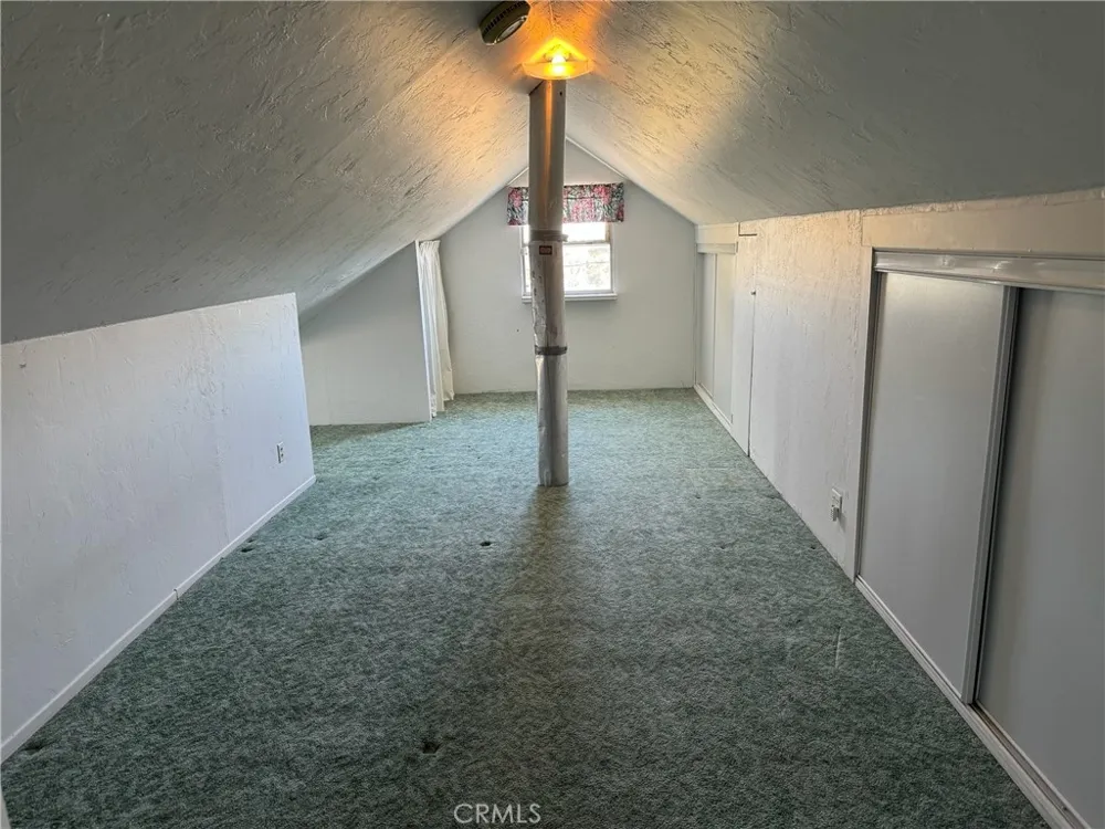 9432 Mountain Road Pinon Hills, CA 92372