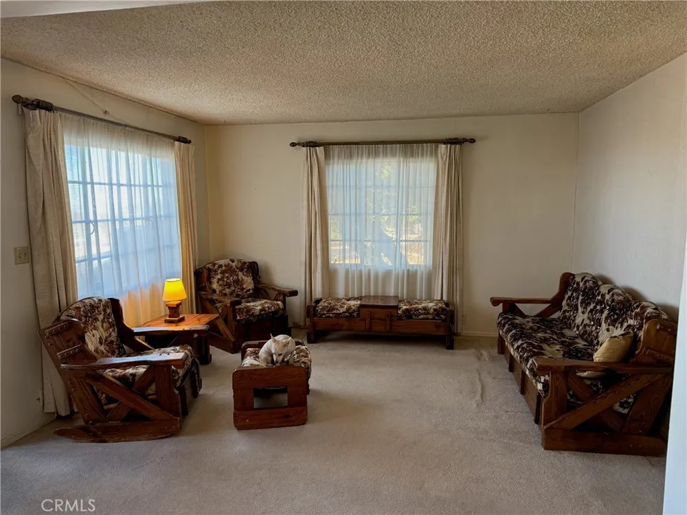 9432 Mountain Road Pinon Hills, CA 92372