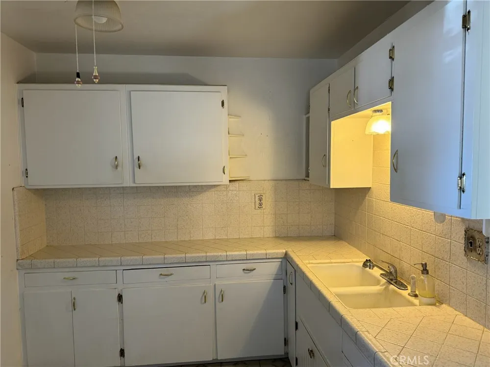 9432 Mountain Road Pinon Hills, CA 92372