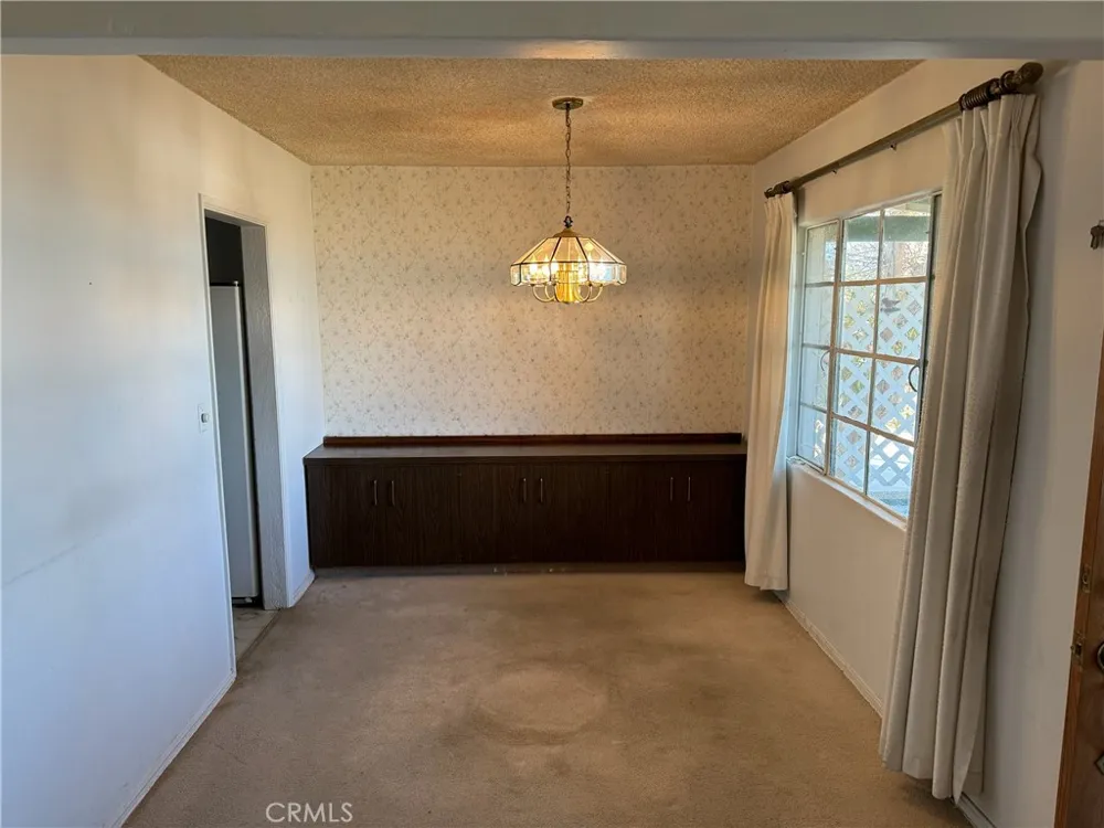 9432 Mountain Road Pinon Hills, CA 92372