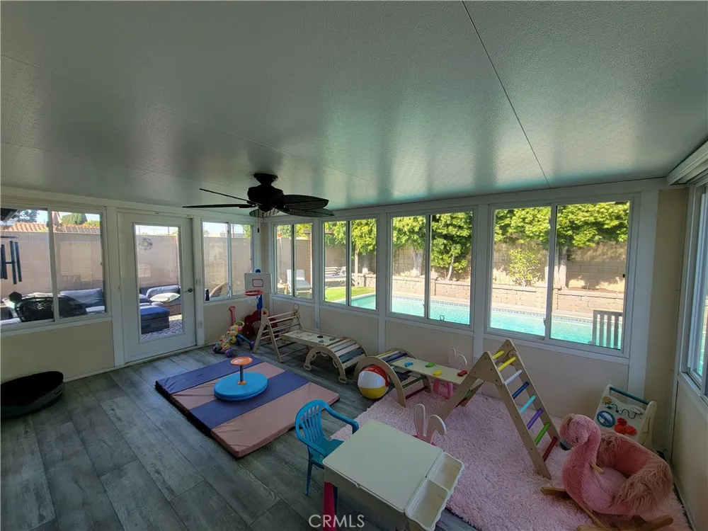 16102 Nelson Street Westminster, CA 92683