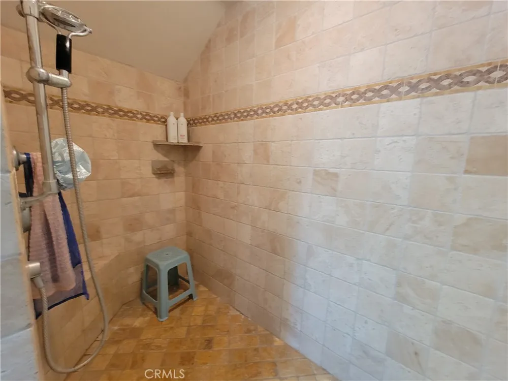 16102 Nelson Street Westminster, CA 92683