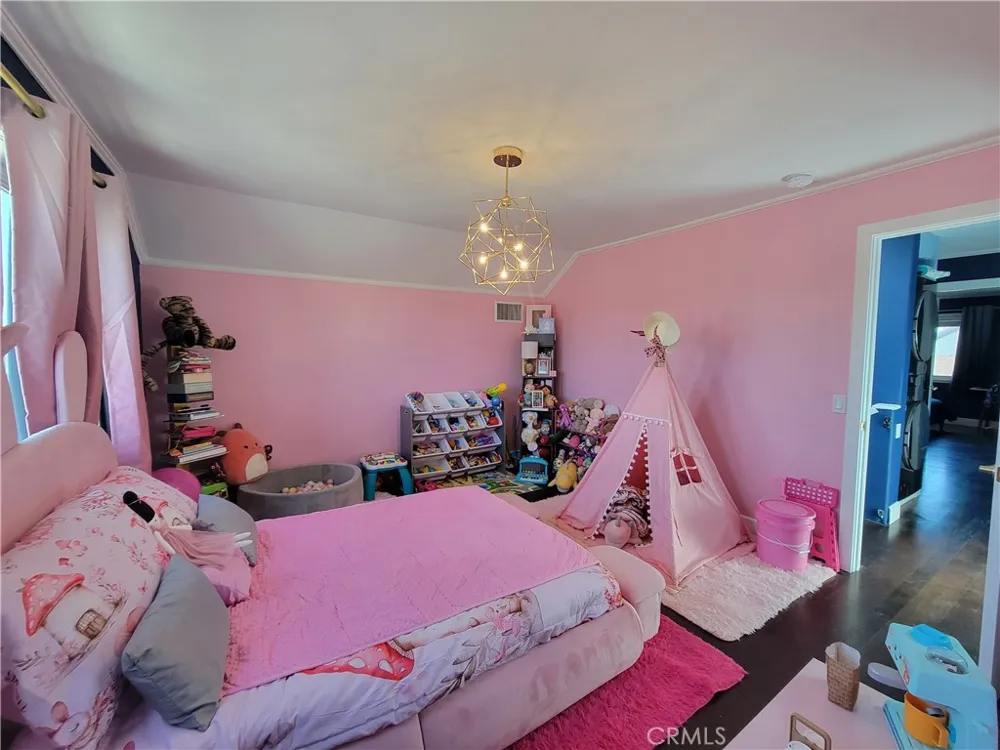16102 Nelson Street Westminster, CA 92683