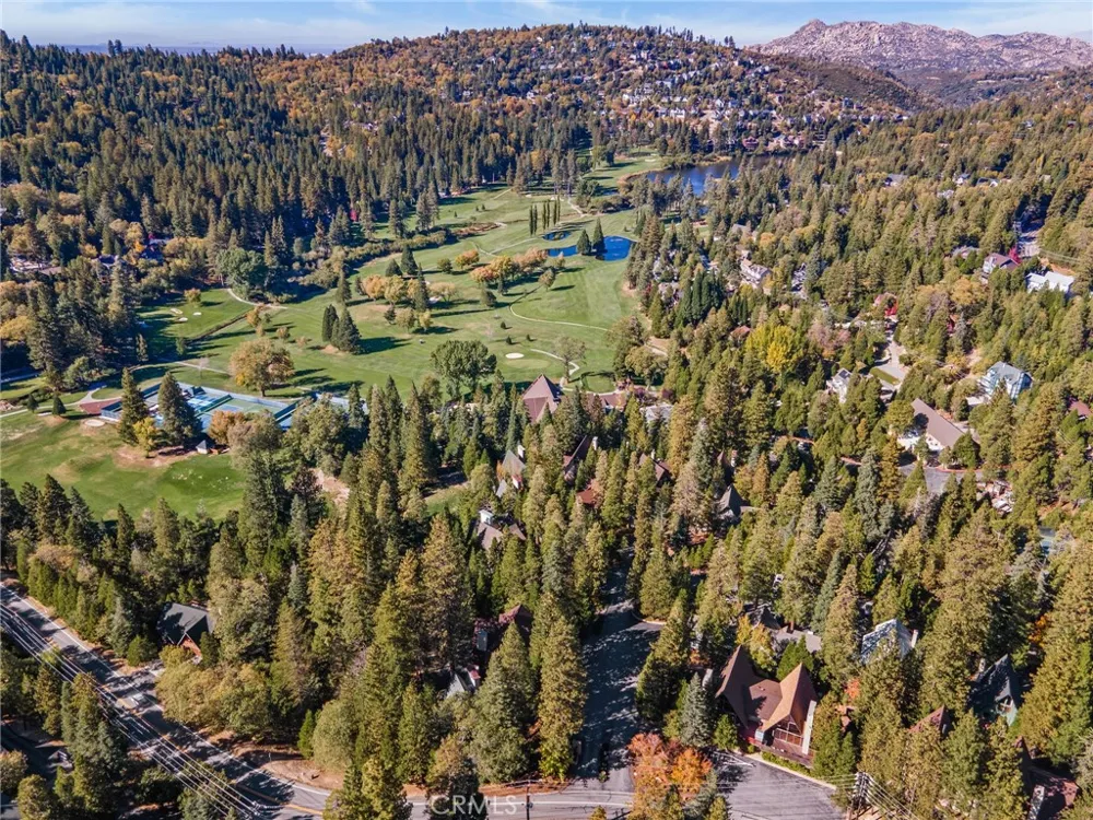 180 Grass Valley Lake Arrowhead, CA 92352