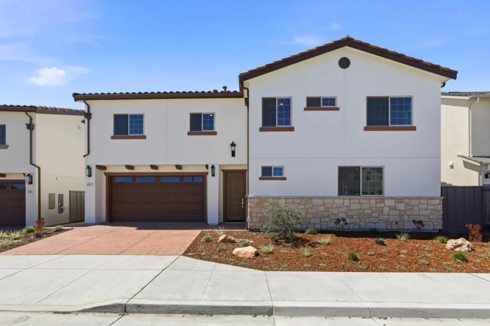 1007 Amore Street Hollister, CA 95023