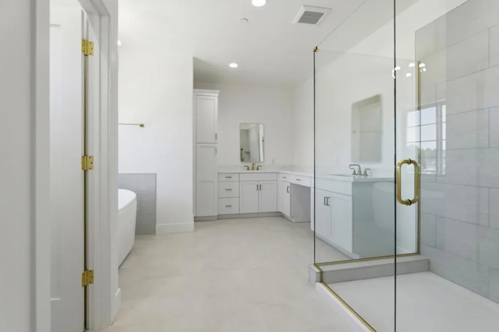 1007 Amore Street Hollister, CA 95023