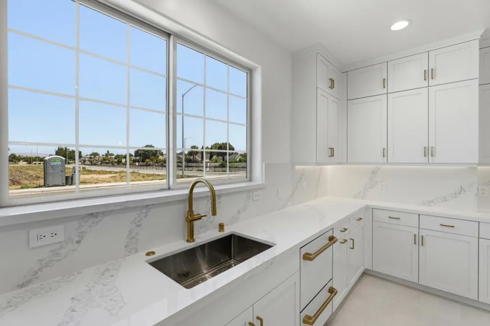1007 Amore Street Hollister, CA 95023