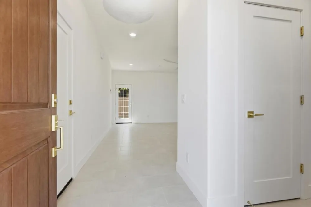 1007 Amore Street Hollister, CA 95023